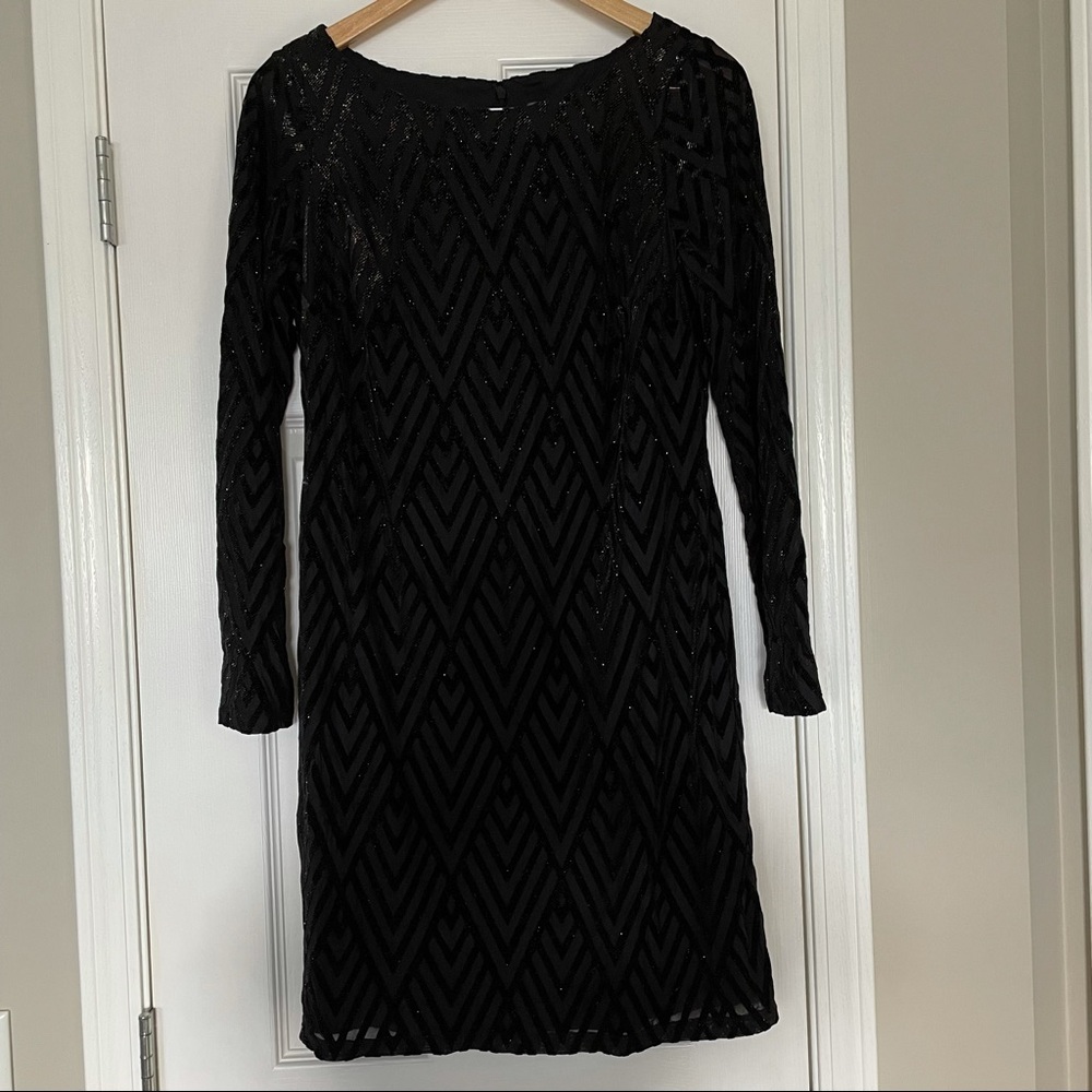 Vince Camuto Long Sleeve Black Metallic Velvet Dress Size 12
